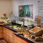 Hotel apartamentowy Mondi Am
