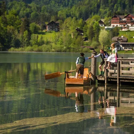 Lägenhetshotell Mondi Am 4*